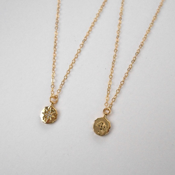 🆕️North Star Necklace - Picture 6 of 7